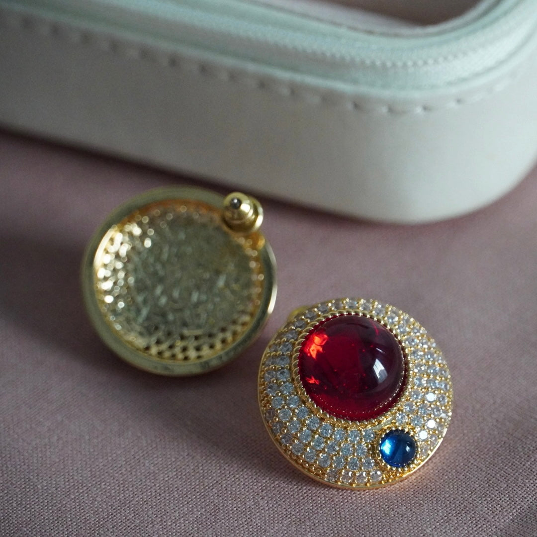 Vintage Red
