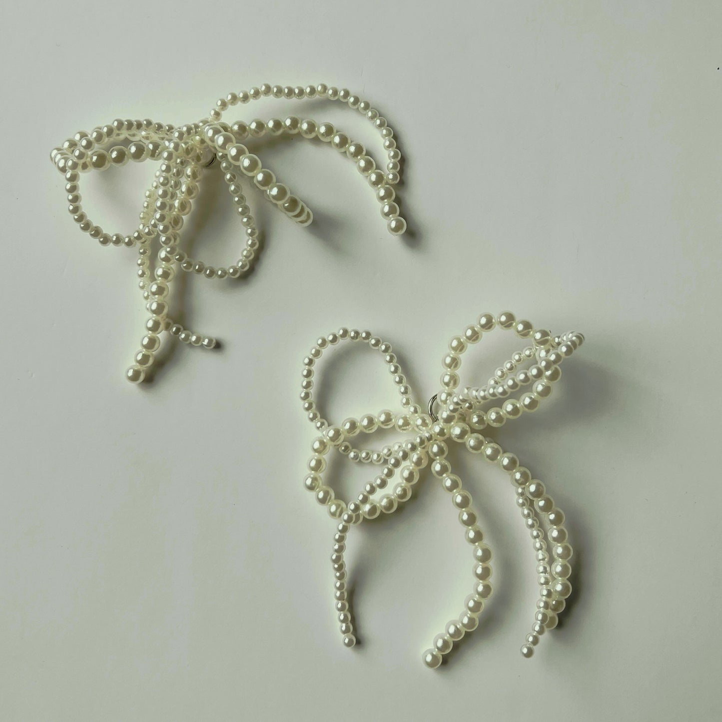 Pearl Sneaker Charm