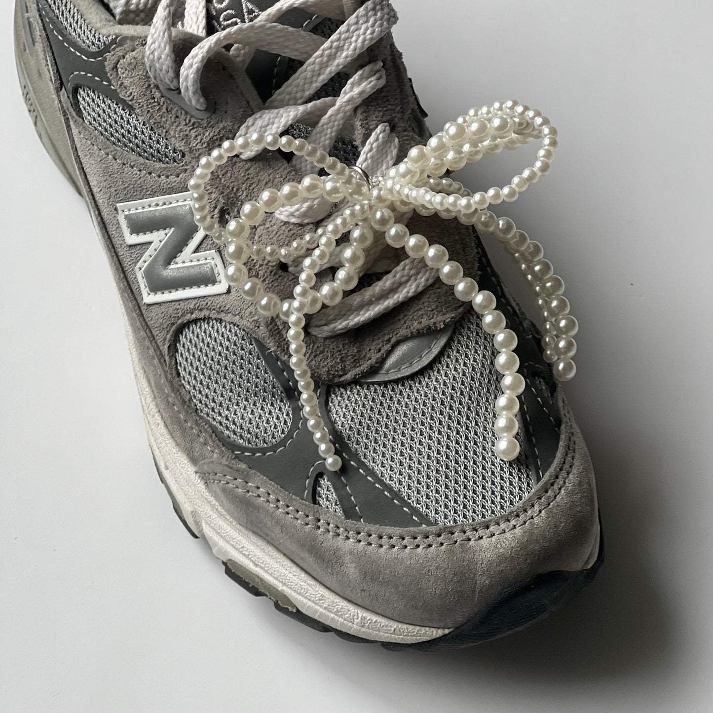 Pearl Sneaker Charm