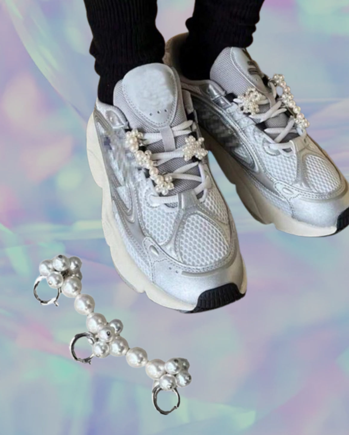 Sneaker Pearl Charm