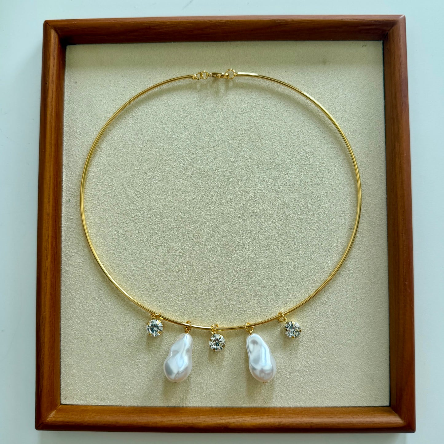 The Collar Necklace