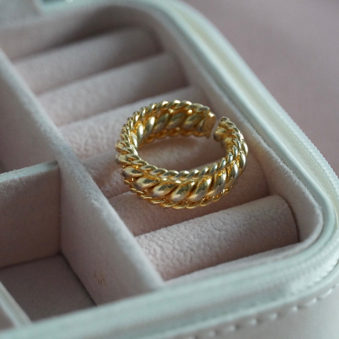 Royal Ring