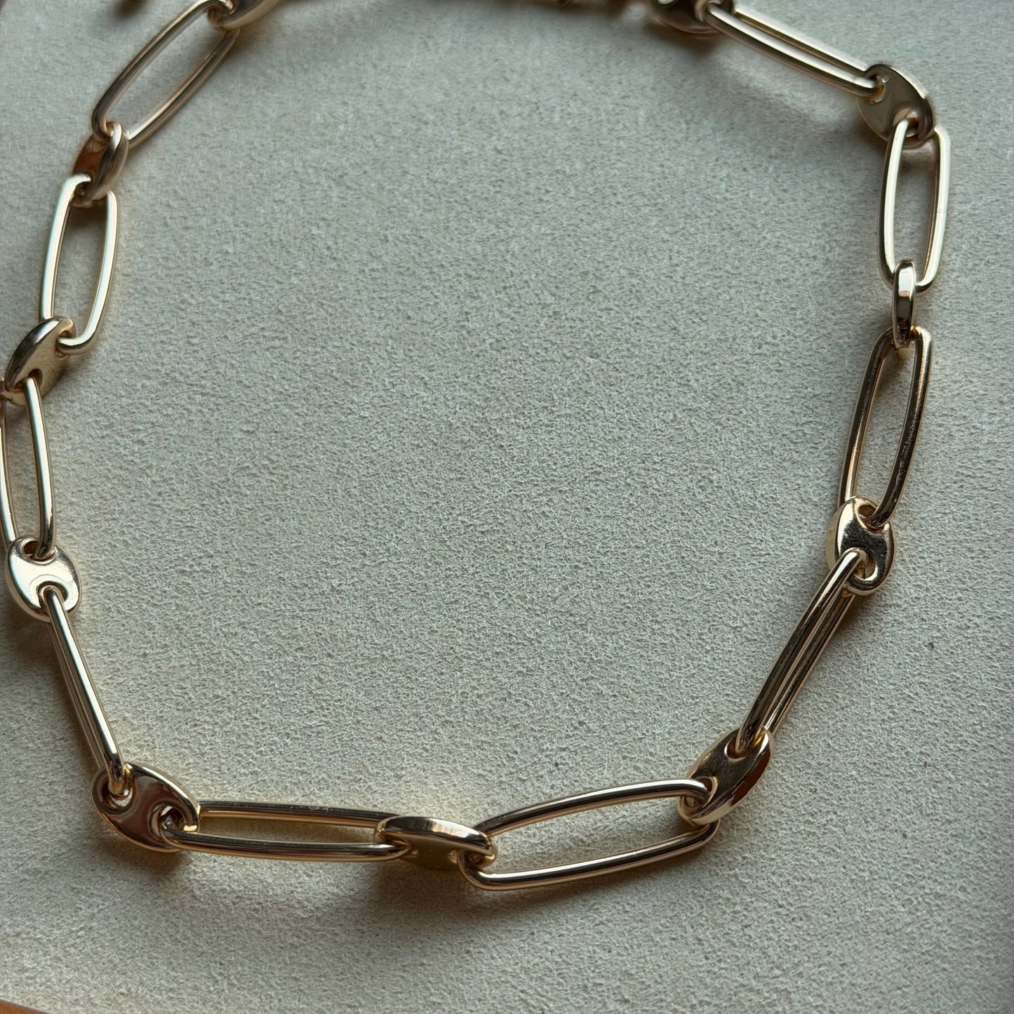 Thick Necklace