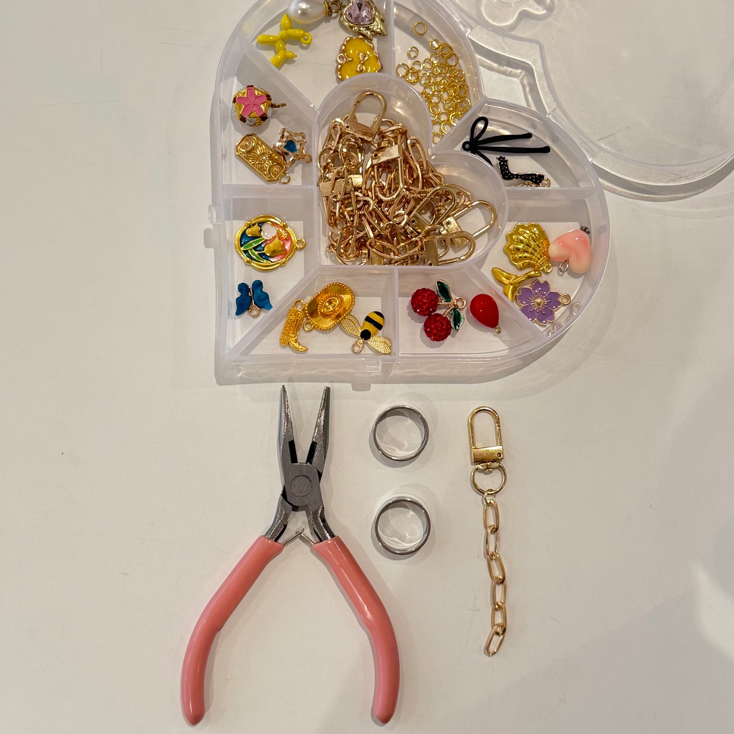 DIY Lip Gloss Hanger Kit