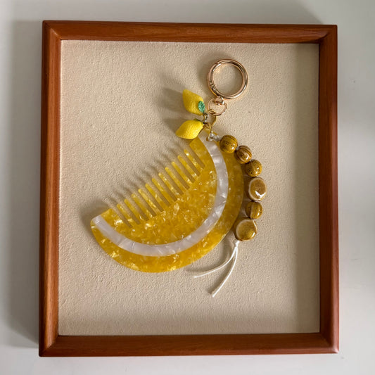 Lemon Comb Brush