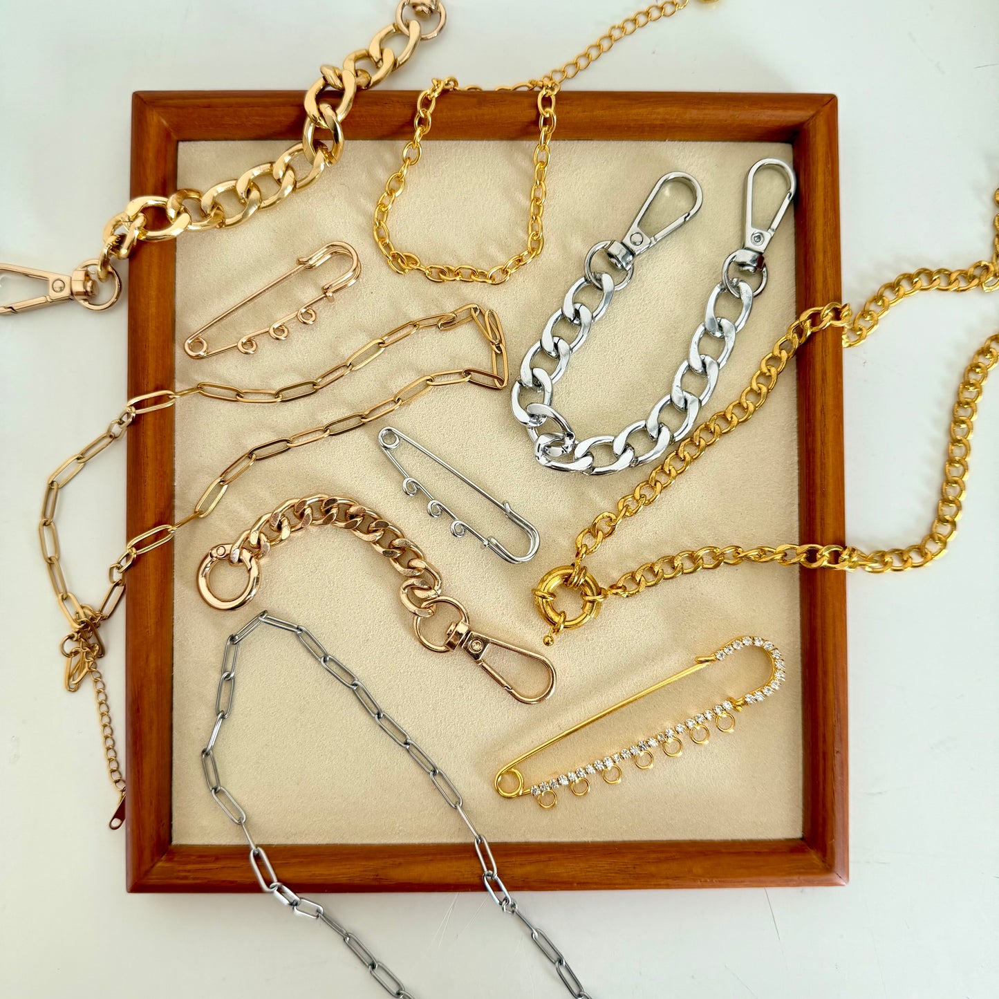 Necklace / Bracelet / Pin /Bag Chain