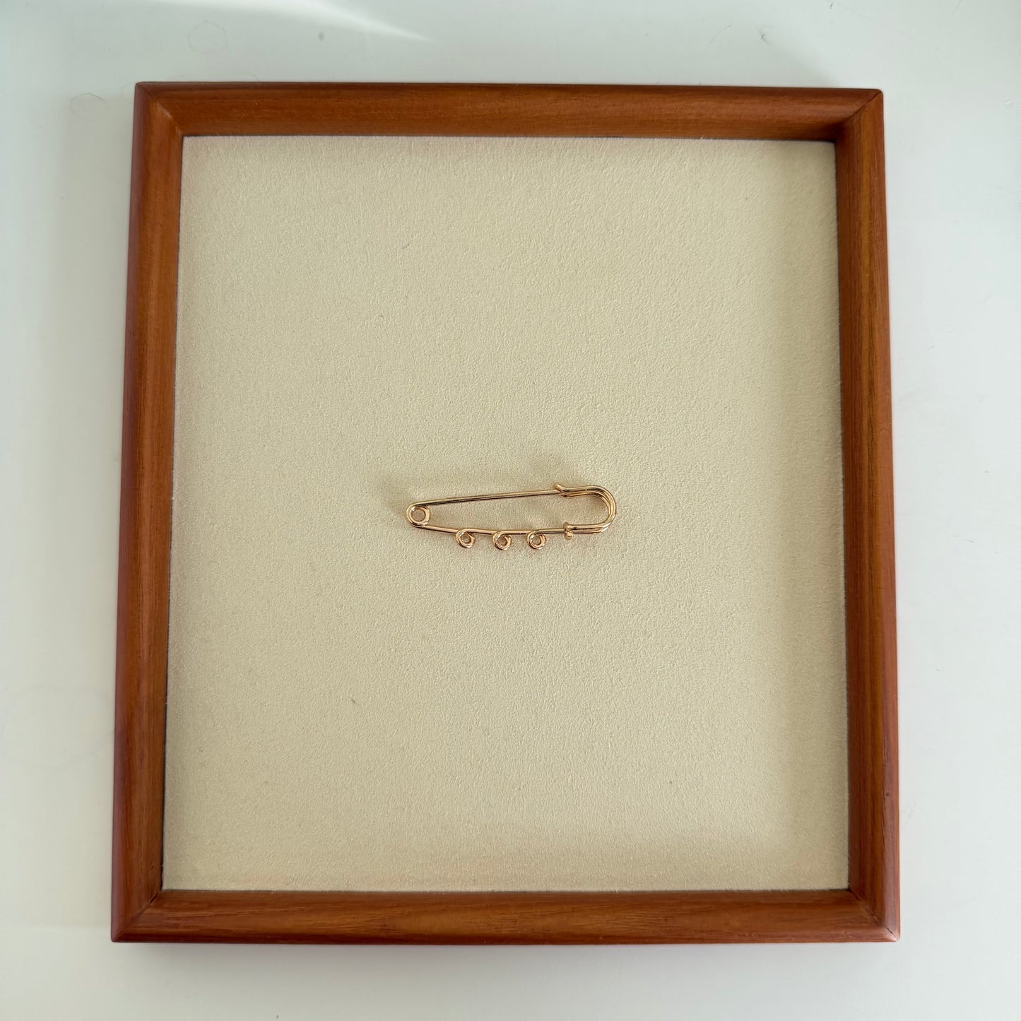 Pin (3 holes(