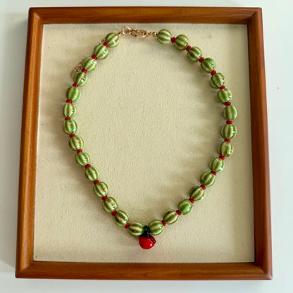 The Beaded Apple